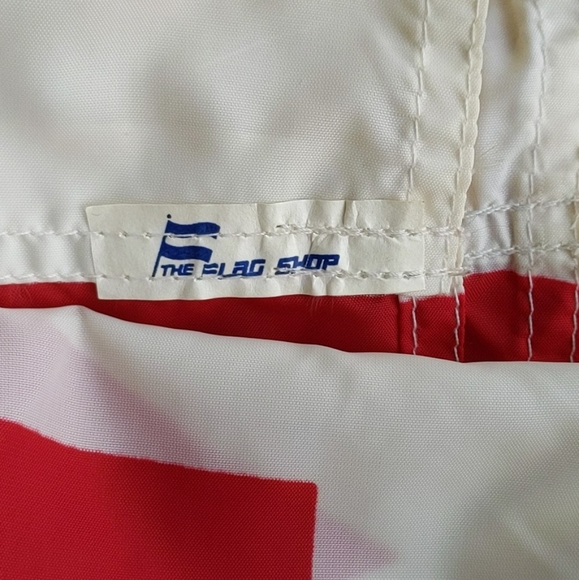 Vintage Nylon Canadian Flag - Picture 2 of 8